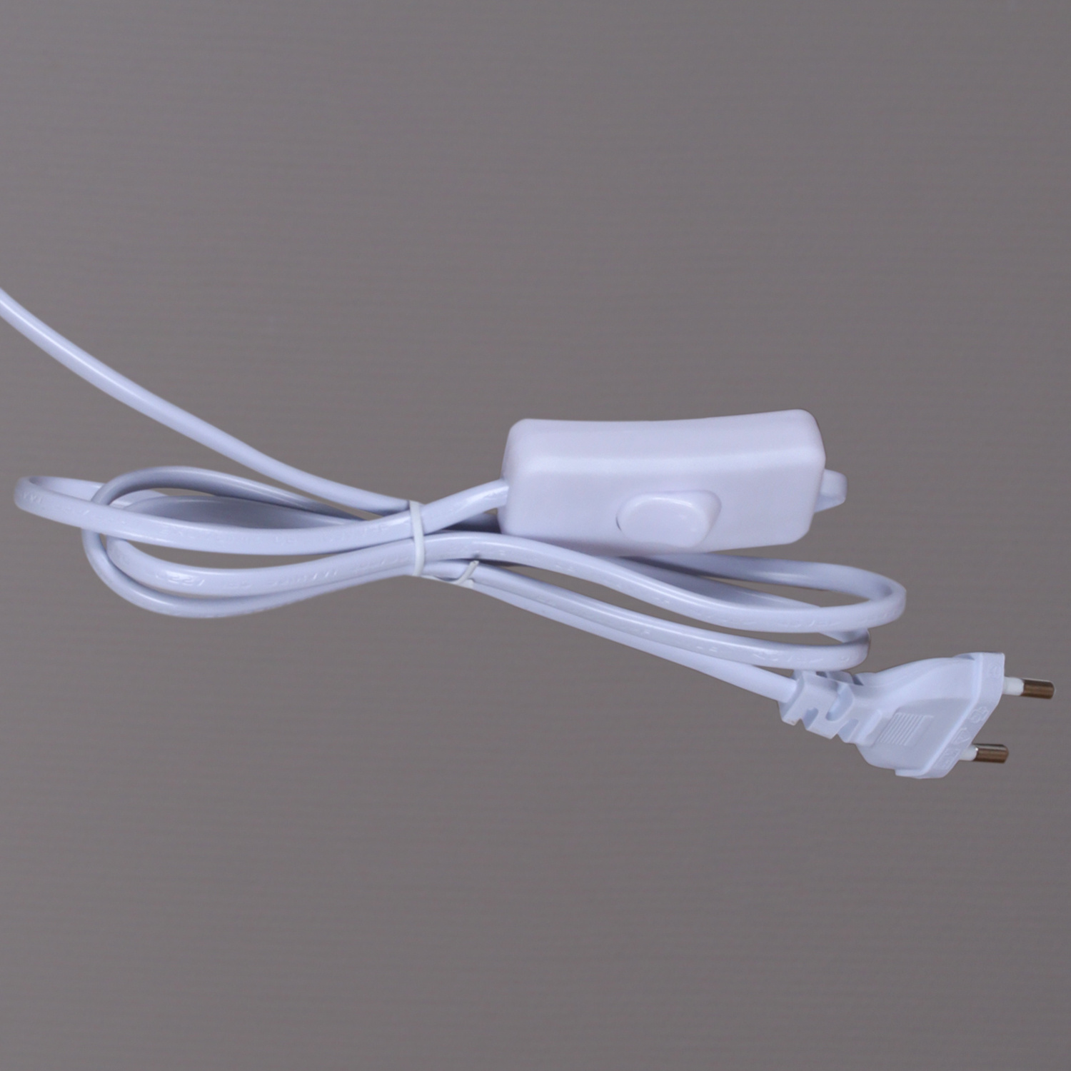 12357-0.7-01  светильник настольный