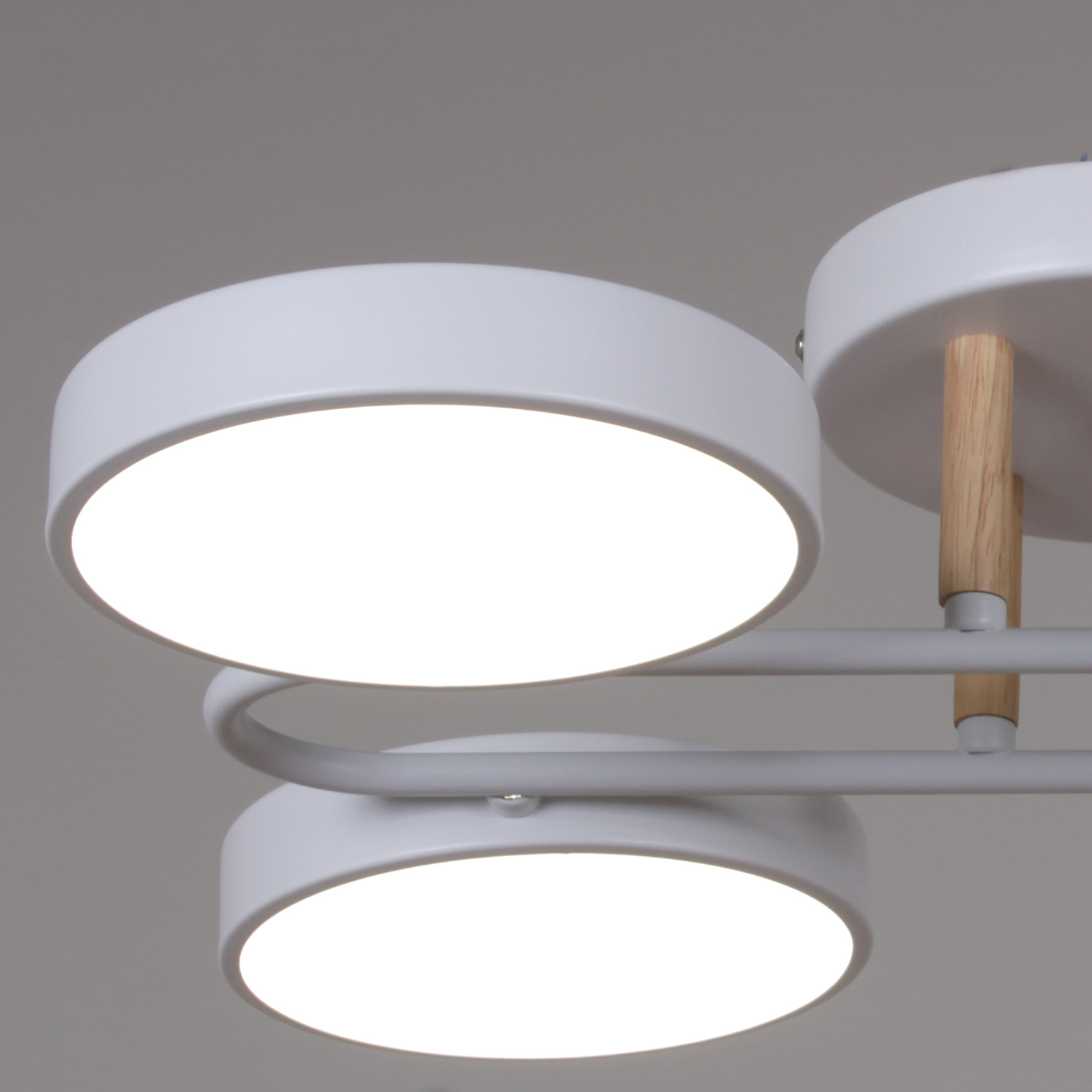 03322-0.3-04 WH+WOOD светильник потолочный