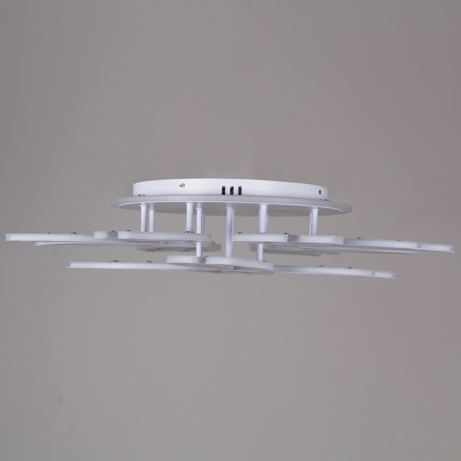 85162-0.3-8+4C светильник потолочный