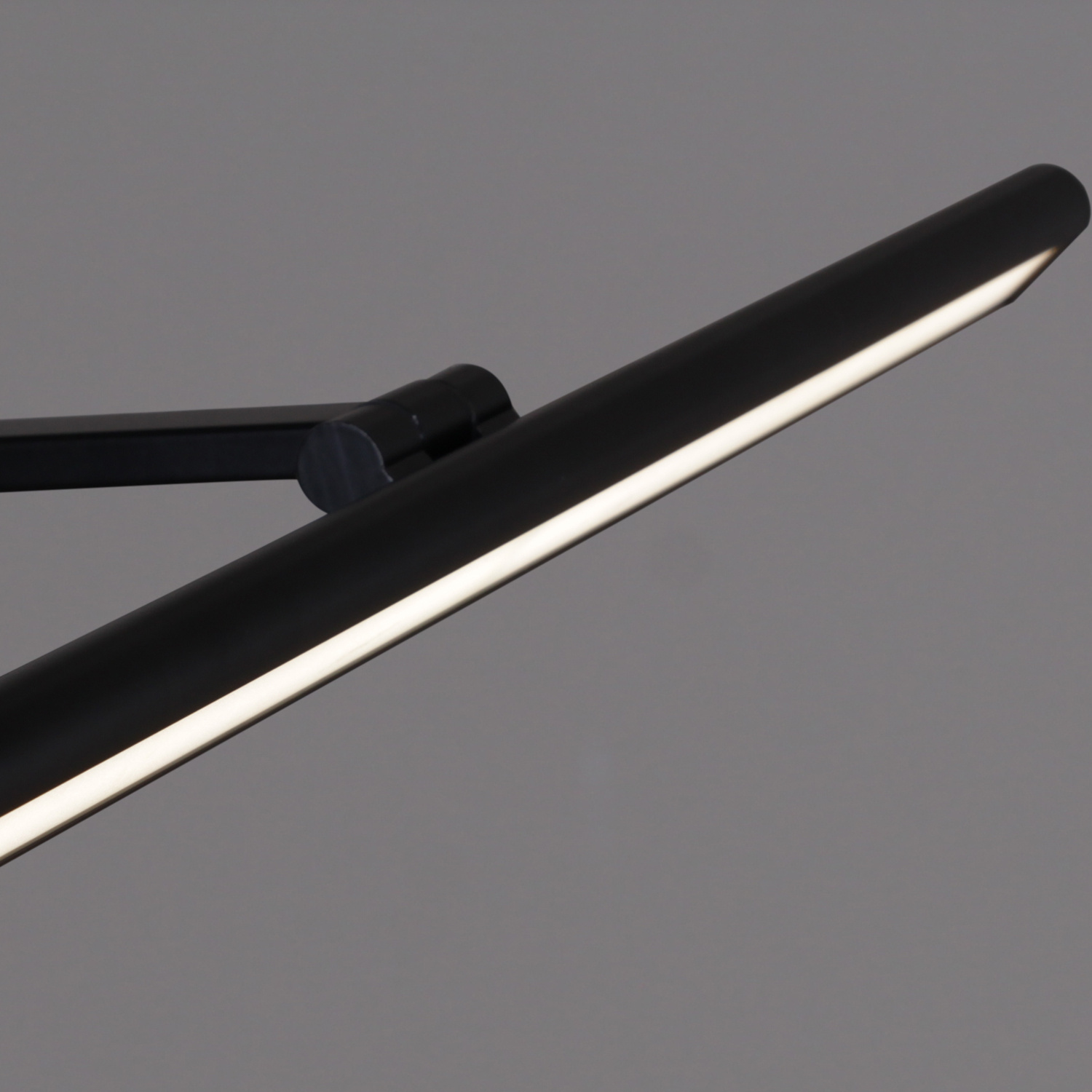 08828-0.2-01S "L" светильник настенный