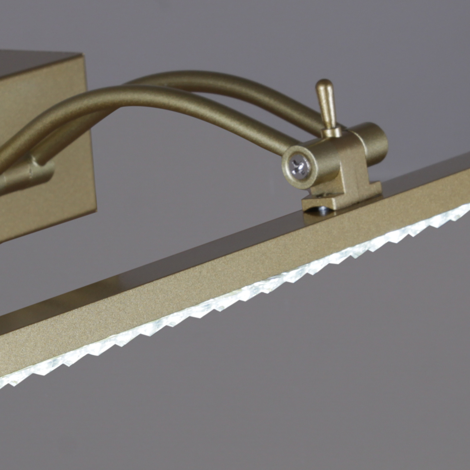 08876-0.2-01L "L" светильник настенный