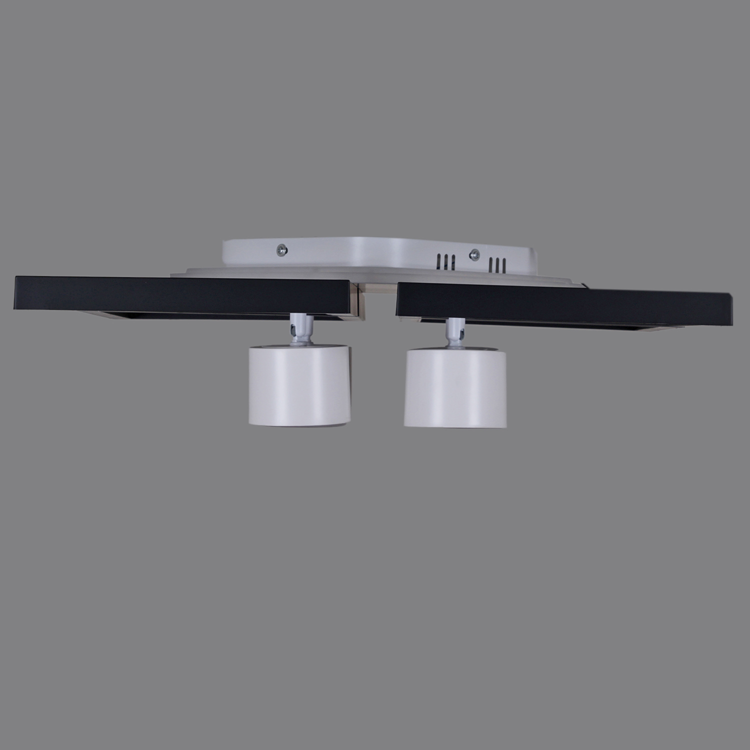 75406-0.3-4+4+1 светильник потолочный