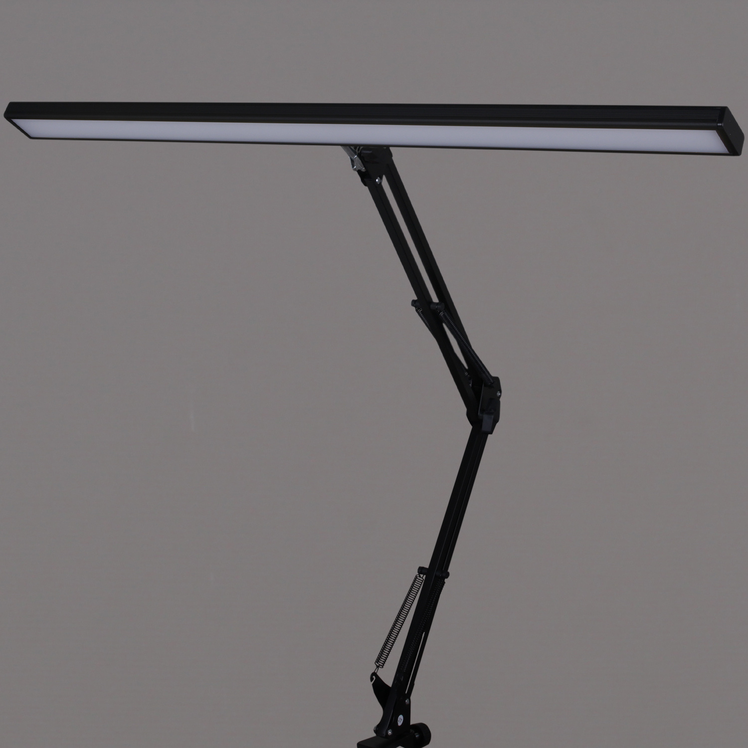 70000-0.7-01HV светильник настольный