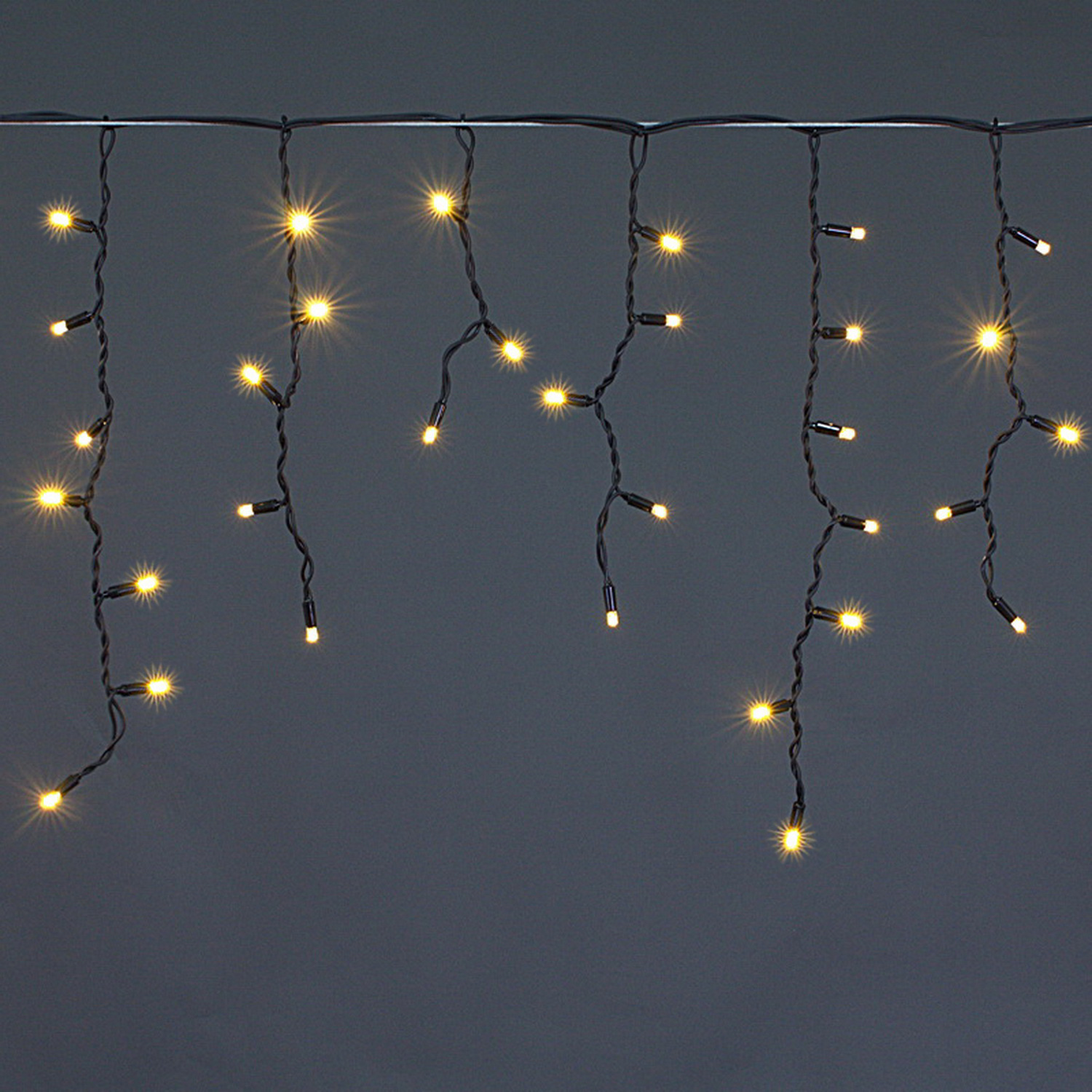 A-020 LED A WW светодиод."бахрома" 3x0.6м 140LED черный провод влагозащ.,морозостойк,без контроллера